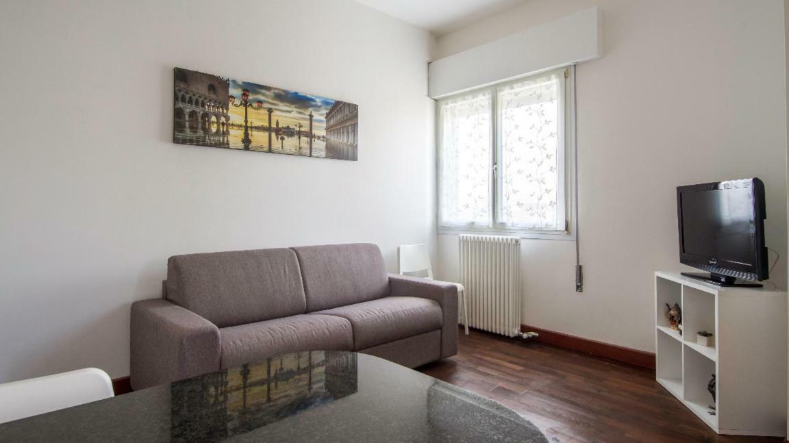 Piccolo Flat Near Venice Mestre Buitenkant foto